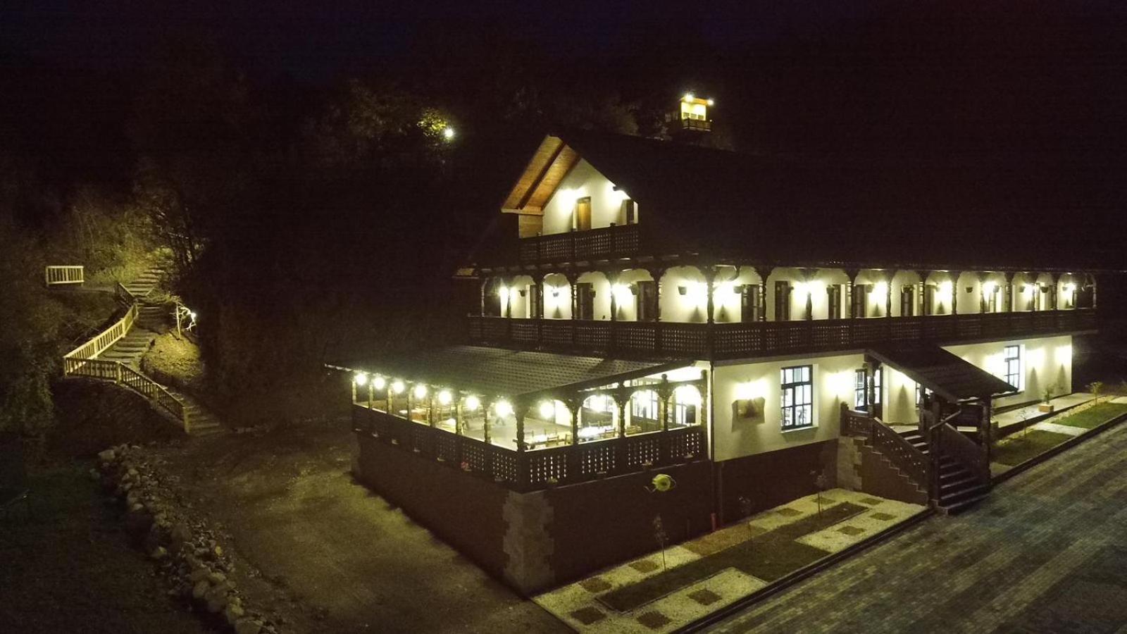 Apartmán Mosia Dar In Rai Berbesti Exteriér fotografie